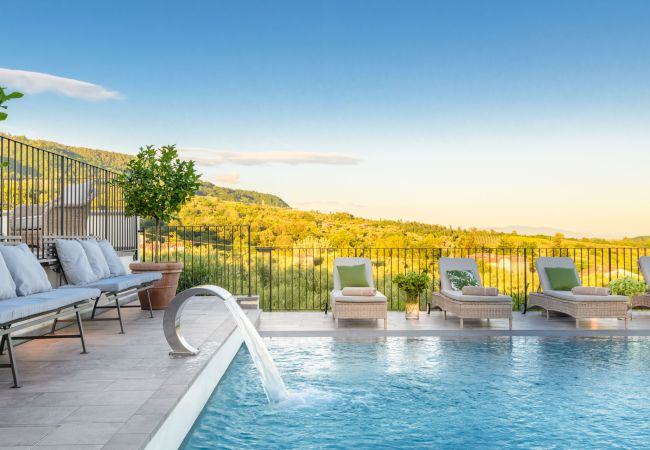 Villa in Segromigno in Monte - Luxury 7 Bedrooms Villa with Pool, SPA and Limitless Views Villa in Segromigno in Monte - Luxury 7 Bedrooms Villa with Pool, SPA and Limitless Views