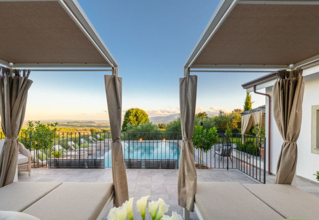 Villa in Segromigno in Monte - Luxury 7 Bedrooms Villa with Pool, SPA and Limitless Views Villa in Segromigno in Monte - Luxury 7 Bedrooms Villa with Pool, SPA and Limitless Views