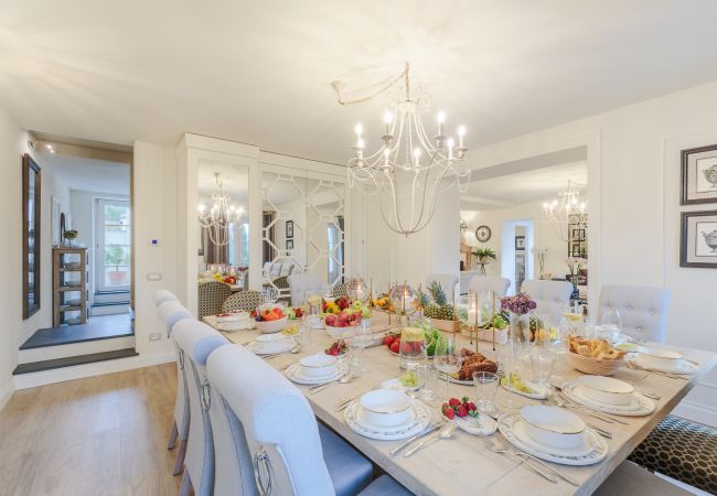 Villa in Segromigno in Monte - Luxury 7 Bedrooms Villa with Pool, SPA and Limitless Views Villa in Segromigno in Monte - Luxury 7 Bedrooms Villa with Pool, SPA and Limitless Views