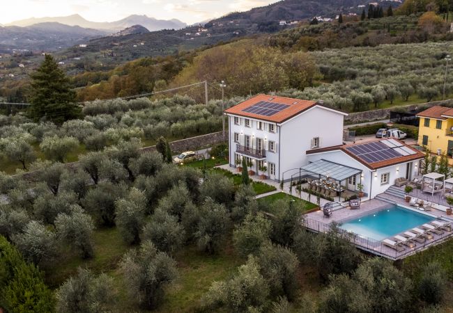 Villa in Segromigno in Monte - Luxury 7 Bedrooms Villa with Pool, SPA and Limitless Views Villa in Segromigno in Monte - Luxury 7 Bedrooms Villa with Pool, SPA and Limitless Views