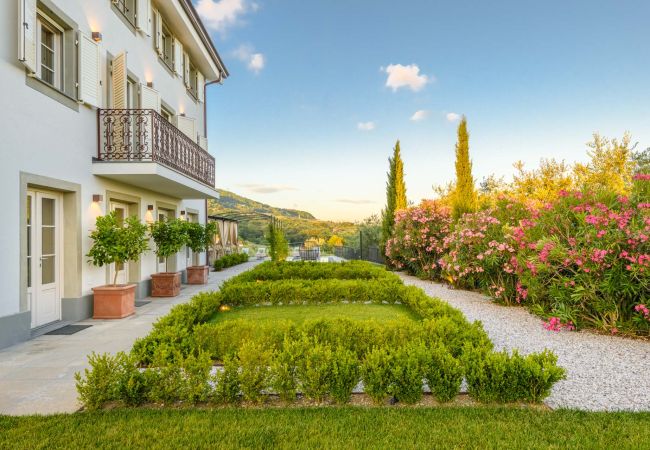 Villa in Segromigno in Monte - Luxury 7 Bedrooms Villa with Pool, SPA and Limitless Views Villa in Segromigno in Monte - Luxury 7 Bedrooms Villa with Pool, SPA and Limitless Views