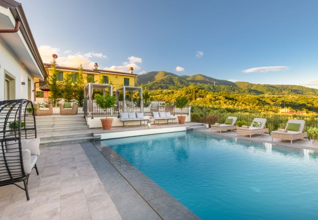Villa in Segromigno in Monte - Luxury 7 Bedrooms Villa with Pool, SPA and Limitless Views Villa in Segromigno in Monte - Luxury 7 Bedrooms Villa with Pool, SPA and Limitless Views