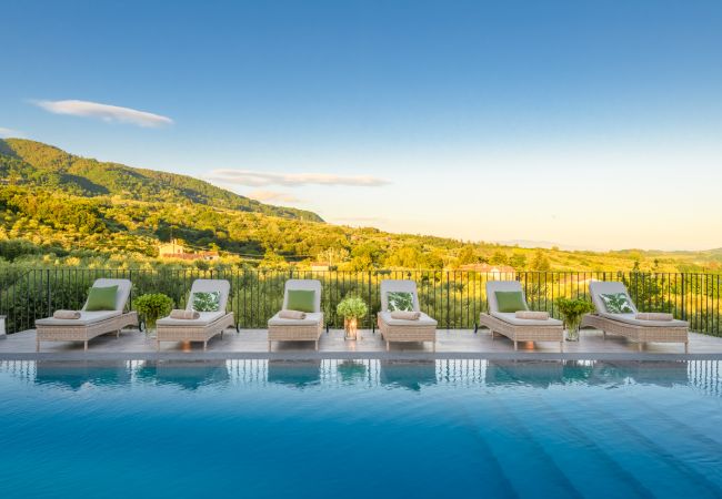 Villa in Segromigno in Monte - Luxury 7 Bedrooms Villa with Pool, SPA and Limitless Views Villa in Segromigno in Monte - Luxury 7 Bedrooms Villa with Pool, SPA and Limitless Views