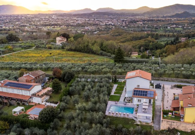 Villa in Segromigno in Monte - Luxury 7 Bedrooms Villa with Pool, SPA and Limitless Views Villa in Segromigno in Monte - Luxury 7 Bedrooms Villa with Pool, SPA and Limitless Views