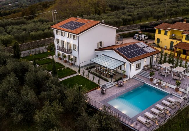 Villa in Segromigno in Monte - Luxury 7 Bedrooms Villa with Pool, SPA and Limitless Views Villa in Segromigno in Monte - Luxury 7 Bedrooms Villa with Pool, SPA and Limitless Views
