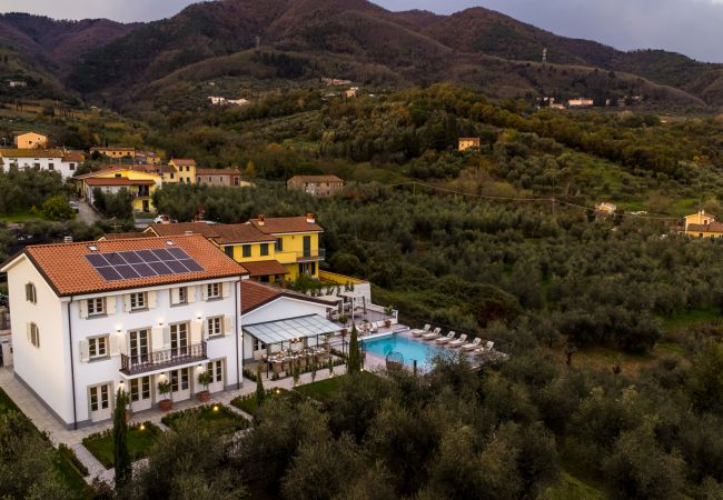 Villa in Segromigno in Monte - Luxury 7 Bedrooms Villa with Pool, SPA and Limitless Views Villa in Segromigno in Monte - Luxury 7 Bedrooms Villa with Pool, SPA and Limitless Views