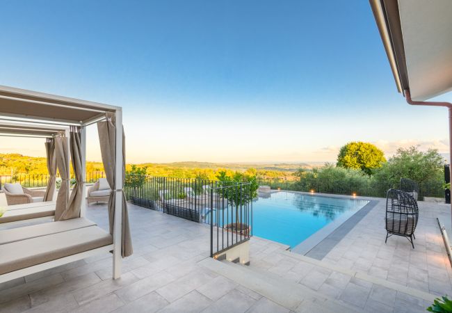 Villa in Segromigno in Monte - Luxury 7 Bedrooms Villa with Pool, SPA and Limitless Views Villa in Segromigno in Monte - Luxury 7 Bedrooms Villa with Pool, SPA and Limitless Views