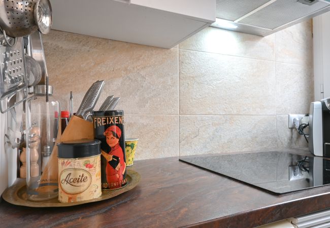 Ferienwohnung in Madrid - Coqueto estudio con piscina en Ciudad Lineal  Ferienwohnung in Madrid - Coqueto estudio con piscina en Ciudad Lineal