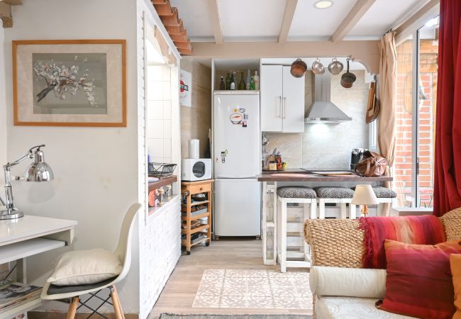 Ferienwohnung in Madrid - Coqueto estudio con piscina en Ciudad Lineal  Ferienwohnung in Madrid - Coqueto estudio con piscina en Ciudad Lineal