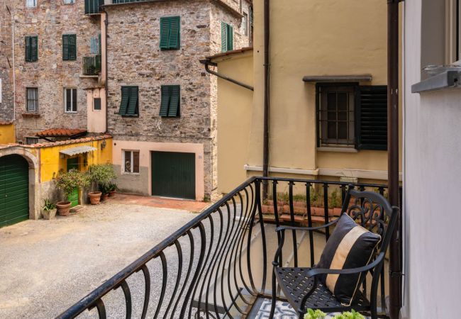 Ferienwohnung in Lucca - Luxurious Modern Apartment in the Heart of Historic Lucca Ferienwohnung in Lucca - Luxurious Modern Apartment in the Heart of Historic Lucca