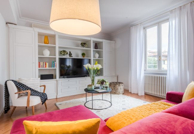 Ferienwohnung in Lucca - Luxury Rental Penthouse in the Heart of Lucca Ferienwohnung in Lucca - Luxury Rental Penthouse in the Heart of Lucca