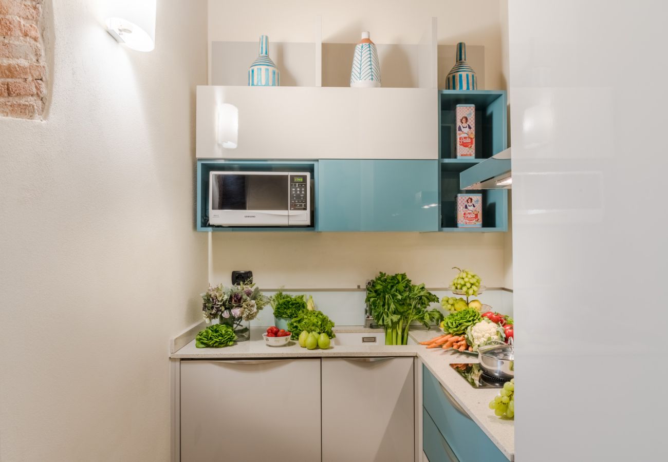 Ferienwohnung in Lucca - Smart 2 Bedrooms Apartment close to Bus Terminal Ferienwohnung in Lucca - Smart 2 Bedrooms Apartment close to Bus Terminal