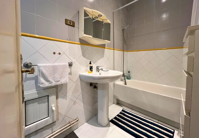 Ferienwohnung in Bilbao - Katedral by People Rentals apartment Ferienwohnung in Bilbao - Katedral by People Rentals apartment