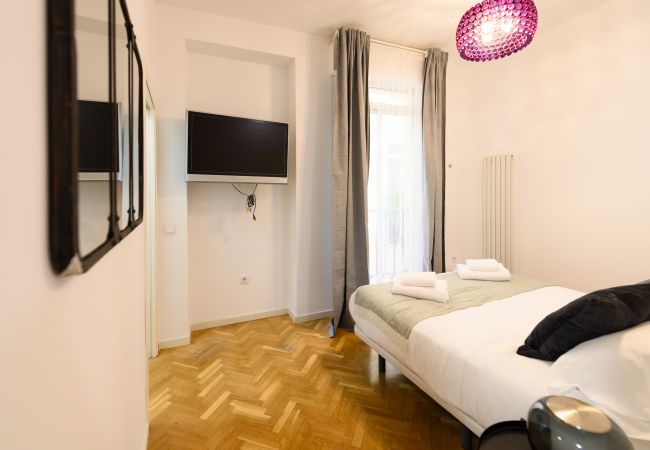 Ferienwohnung in Madrid - Elegante vivienda de 3 habitaciones en el centro de Madrid  Ferienwohnung in Madrid - Elegante vivienda de 3 habitaciones en el centro de Madrid