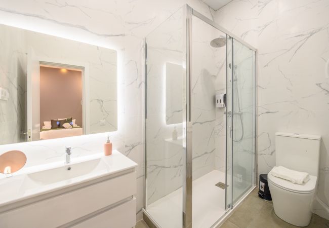 Ferienwohnung in Madrid - Confort y estilo urbano: tu piso perfecto con 3 habitaciones  Ferienwohnung in Madrid - Confort y estilo urbano: tu piso perfecto con 3 habitaciones