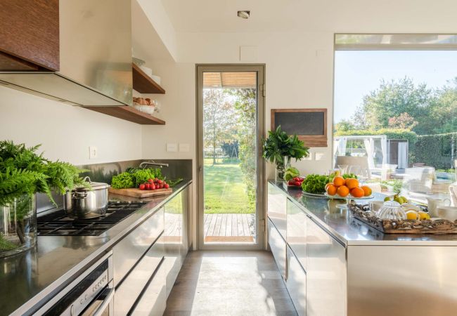 Villa in Villa Campanile - Contemporary Farmhouse with Pool in Villa Campanile Villa in Villa Campanile - Contemporary Farmhouse with Pool in Villa Campanile