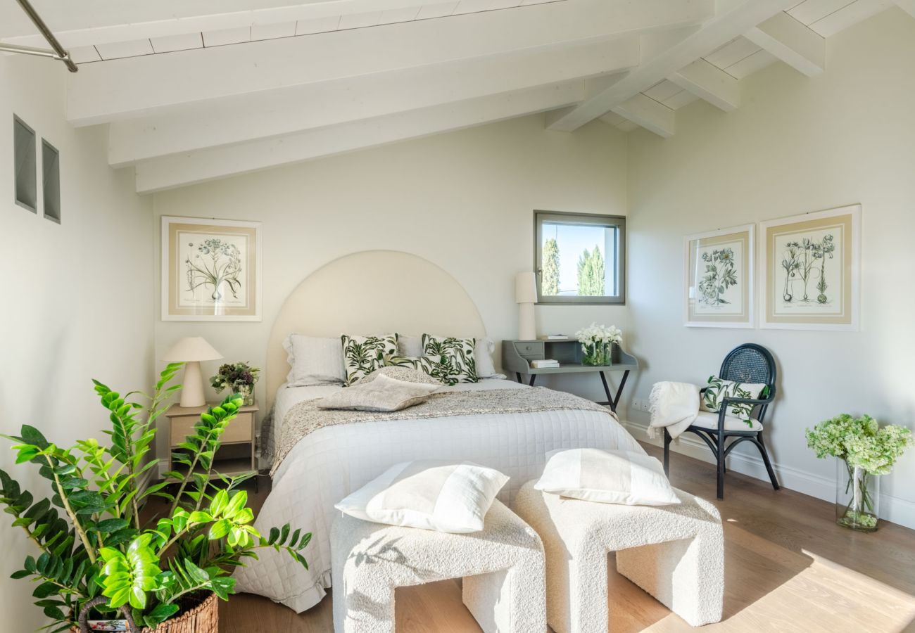 Villa in Villa Campanile - Contemporary Farmhouse with Pool in Villa Campanile Villa in Villa Campanile - Contemporary Farmhouse with Pool in Villa Campanile