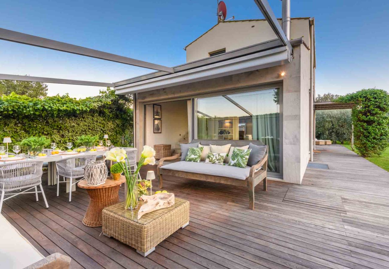 Villa in Villa Campanile - Contemporary Farmhouse with Pool in Villa Campanile Villa in Villa Campanile - Contemporary Farmhouse with Pool in Villa Campanile