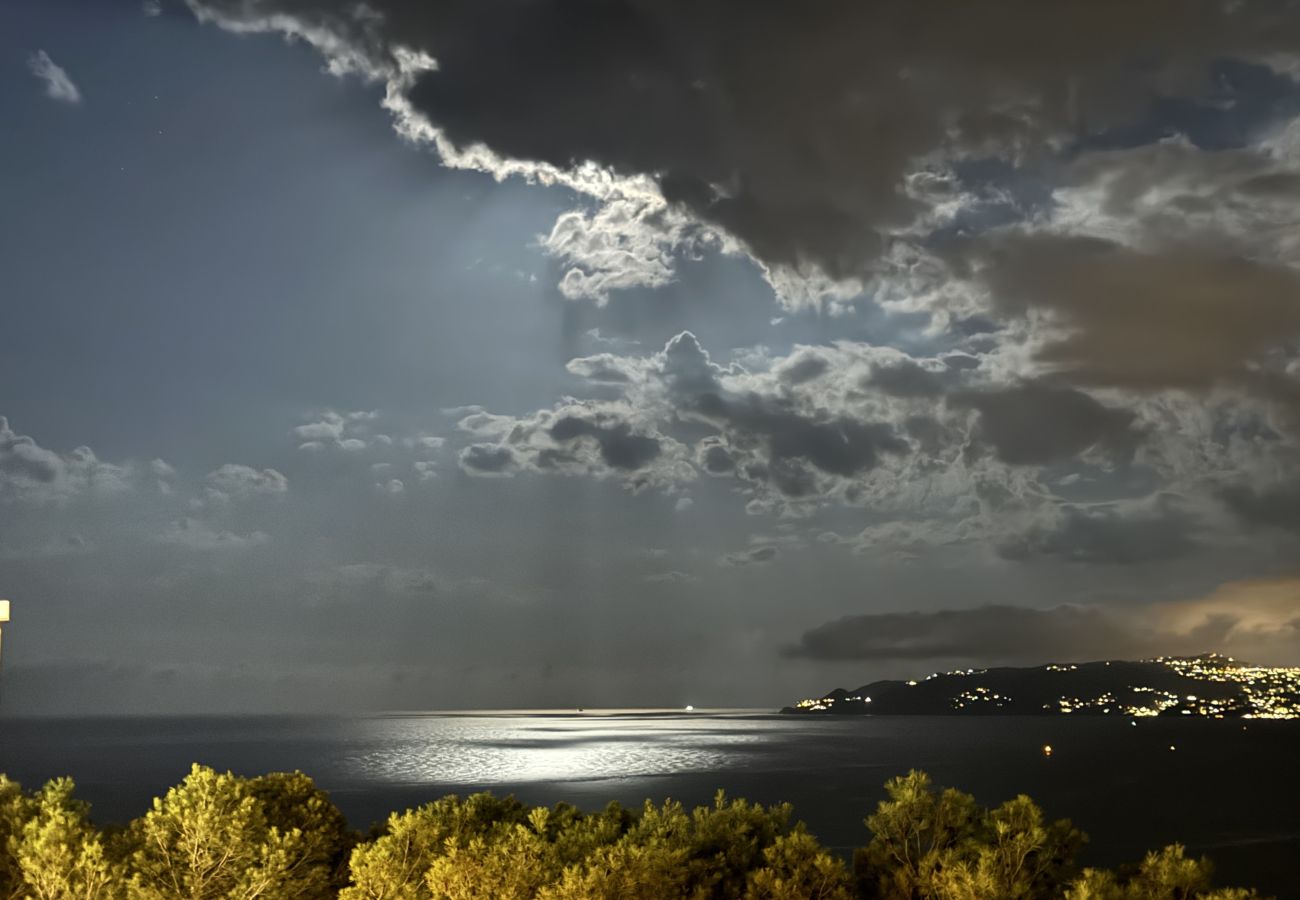 Villa in Estartit - VILLA AZURE  Villa in Estartit - VILLA AZURE