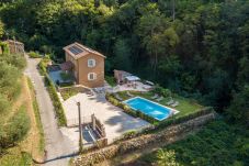 Villa in Santa Maria del giudice - Escape to Tuscany: serene farmhouse with pool & views