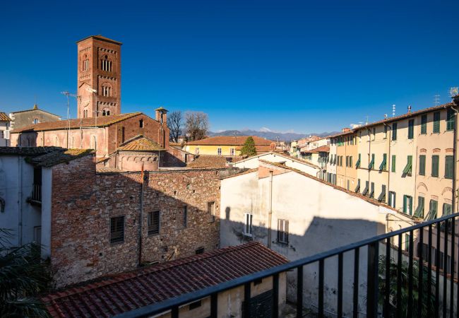 Ferienwohnung in Lucca - Luxury Contemporary 3 Bedrooms Apartment in Lucca Ferienwohnung in Lucca - Luxury Contemporary 3 Bedrooms Apartment in Lucca