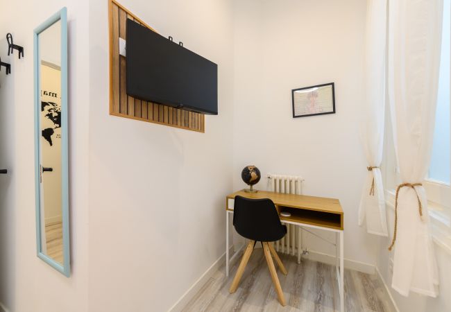 Zimmeranmietung in Madrid - Singapur: habitación con comodidad y zonas compartidas Gran Vía-Madrid.Temporal Zimmeranmietung in Madrid - Singapur: habitación con comodidad y zonas compartidas Gran Vía-Madrid.Temporal