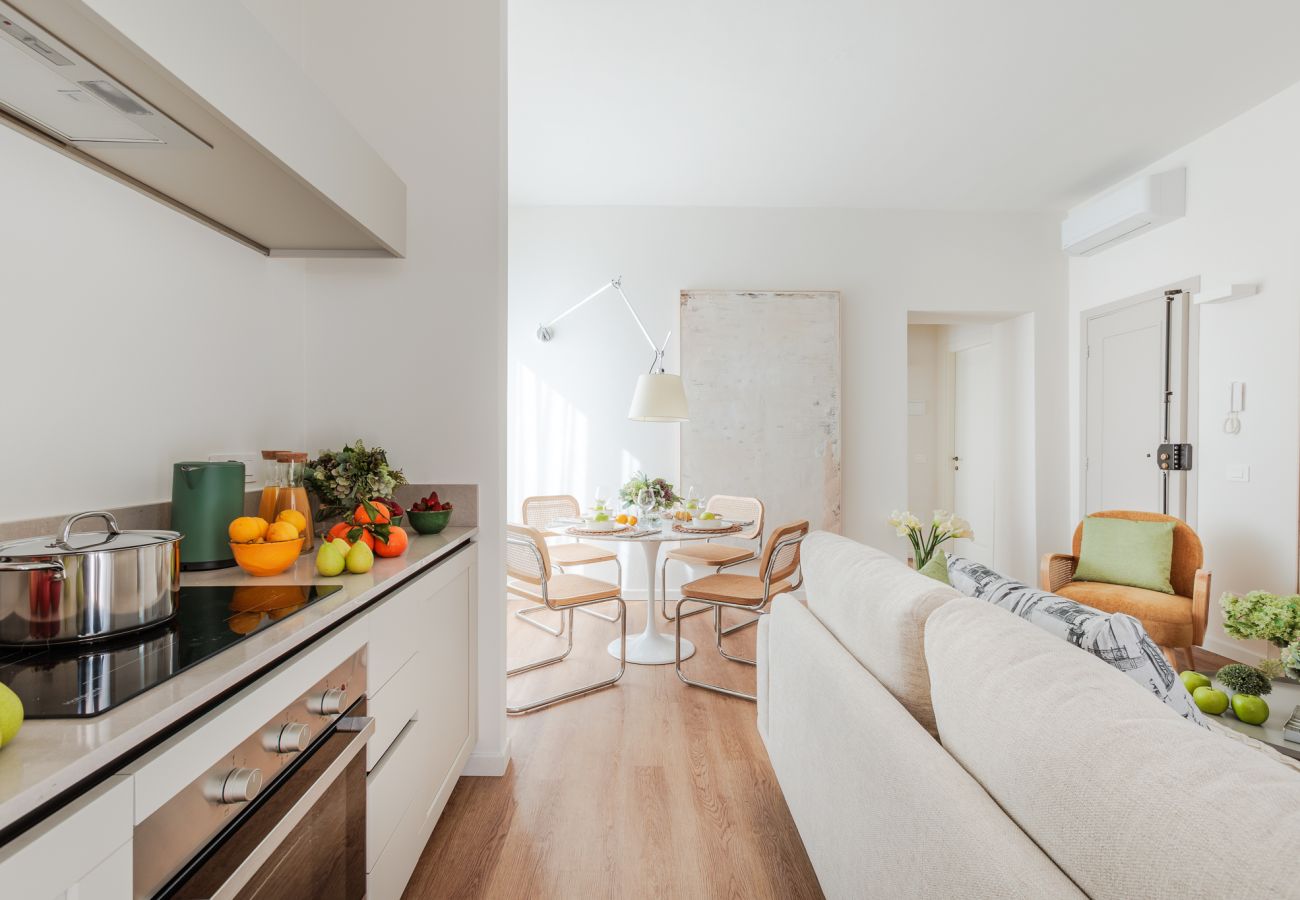 Ferienwohnung in Lucca - Modern Elegance inside Lucca Walls – with Terrace Ferienwohnung in Lucca - Modern Elegance inside Lucca Walls – with Terrace