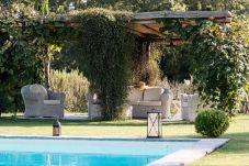Villa in Lucca - Romantic Farmhouse with Oversize Panoramic Pool
