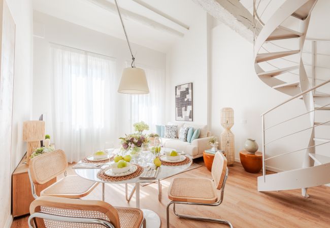 Ferienwohnung in Lucca - 2 Bedrooms Apartment with Elevator in a Smart Location Ferienwohnung in Lucca - 2 Bedrooms Apartment with Elevator in a Smart Location