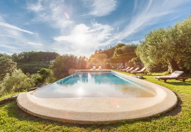 Villa in Lucca - Iconic Romantic Farmhouse with Pool in Lucca Villa in Lucca - Iconic Romantic Farmhouse with Pool in Lucca