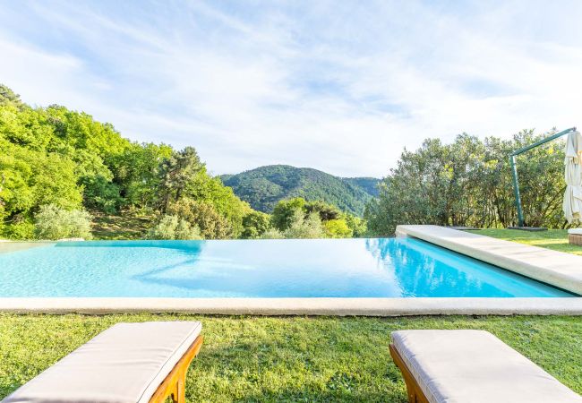 Villa in Lucca - Iconic Romantic Farmhouse with Pool in Lucca Villa in Lucca - Iconic Romantic Farmhouse with Pool in Lucca