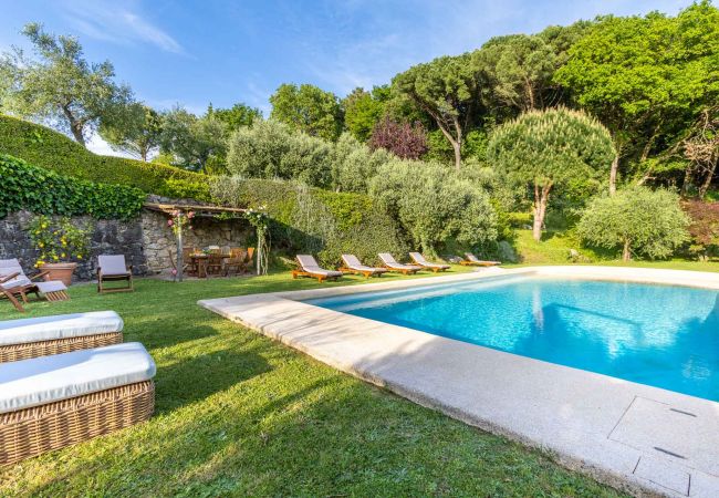 Villa in Lucca - Iconic Romantic Farmhouse with Pool in Lucca Villa in Lucca - Iconic Romantic Farmhouse with Pool in Lucca