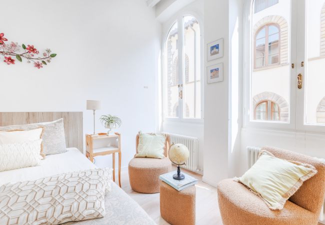 Ferienwohnung in Lucca - Smart and Convenient Fully Air Conditioned Apartment  Ferienwohnung in Lucca - Smart and Convenient Fully Air Conditioned Apartment