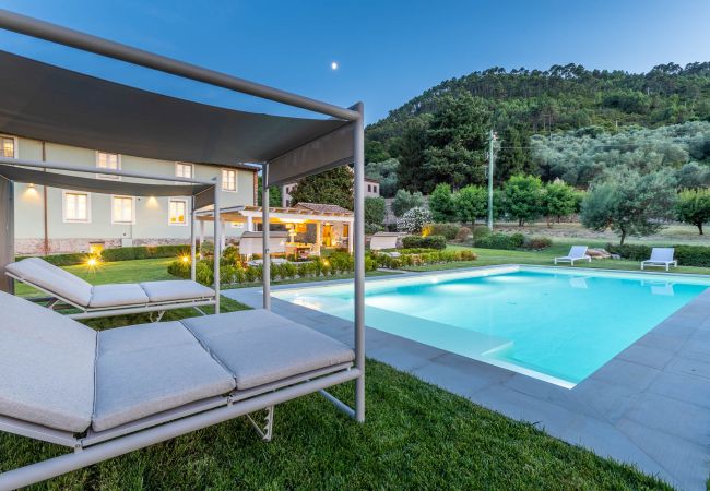 Villa in Vorno - Authentic Luxury Retreat with Private Pool  Villa in Vorno - Authentic Luxury Retreat with Private Pool