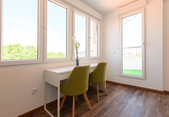 Ferienwohnung in Madrid - Alquiler Mensual en Madrid – Piso compartido de 3 habitaciones  Temporal Ferienwohnung in Madrid - Alquiler Mensual en Madrid – Piso compartido de 3 habitaciones  Temporal