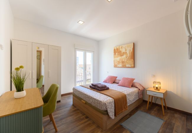 Ferienwohnung in Madrid - Alquiler Mensual en Madrid – Piso compartido de 3 habitaciones  Temporal Ferienwohnung in Madrid - Alquiler Mensual en Madrid – Piso compartido de 3 habitaciones  Temporal