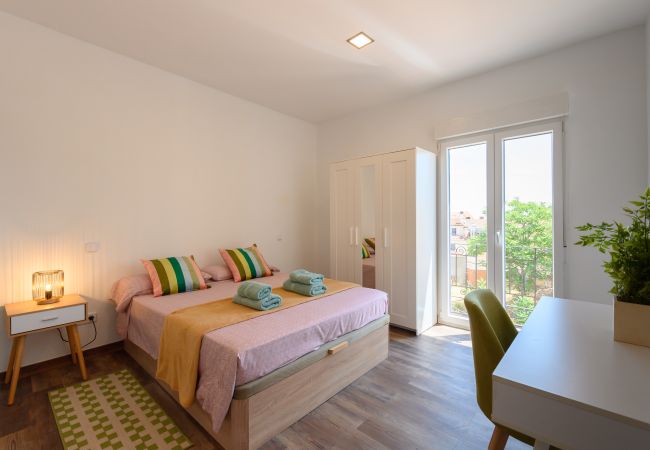 Ferienwohnung in Madrid - Alquiler Mensual en Madrid – Piso compartido de 3 habitaciones  Temporal Ferienwohnung in Madrid - Alquiler Mensual en Madrid – Piso compartido de 3 habitaciones  Temporal