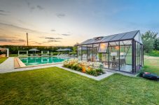 Villa in Capannori - 9 Bedrooms Luxury Villa with Pool in Lucca