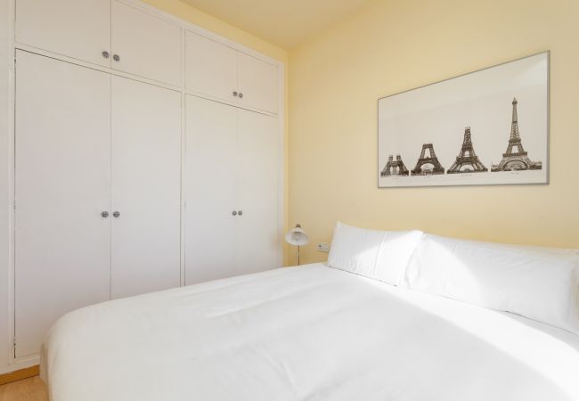 Appartement in Barcelona - Penthouse with Terrace, Camp Nou Appartement in Barcelona - Penthouse with Terrace, Camp Nou
