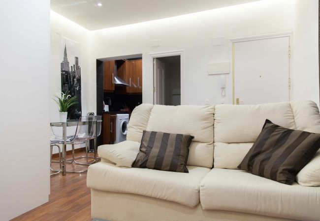 Studio in Madrid - Divino Pastor 13 Studio in Madrid - Divino Pastor 13