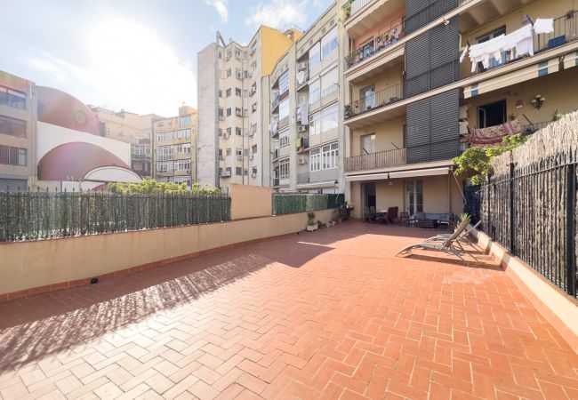 Appartement in Barcelona - Piso en alquiler con gran terraza privada, junto Passeig de Gracia, Barcelona centro Appartement in Barcelona - Piso en alquiler con gran terraza privada, junto Passeig de Gracia, Barcelona centro