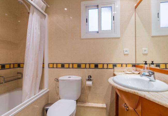 Appartement in Barcelona - PORT, piso turístico en alquiler luminoso, tranquilo, bonitas vistas de Barcelona. Appartement in Barcelona - PORT, piso turístico en alquiler luminoso, tranquilo, bonitas vistas de Barcelona.