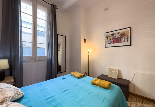 Appartement in Barcelona - GRACIA SANT AGUSTÍ piso de 3 dormitorios en alquiler por días en Barcelona centro, Gracia Appartement in Barcelona - GRACIA SANT AGUSTÍ piso de 3 dormitorios en alquiler por días en Barcelona centro, Gracia