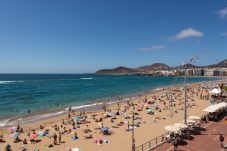 Studio in Las Palmas de Gran Canaria - Great terrace sea views By CanariasGetaway 