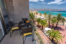 Huis in Las Palmas de Gran Canaria - Great balcony over blue sea By CanariasGetaway 
