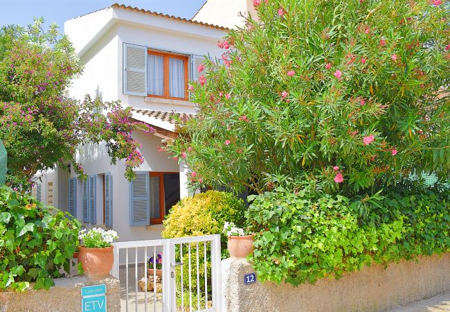Chalet in Can Picafort - Casa Alba 159 acogedora casa de vacaciones con jardín, terraza en zona residencial, barbacoa y WiFi Chalet in Can Picafort - Casa Alba 159 acogedora casa de vacaciones con jardín, terraza en zona residencial, barbacoa y WiFi