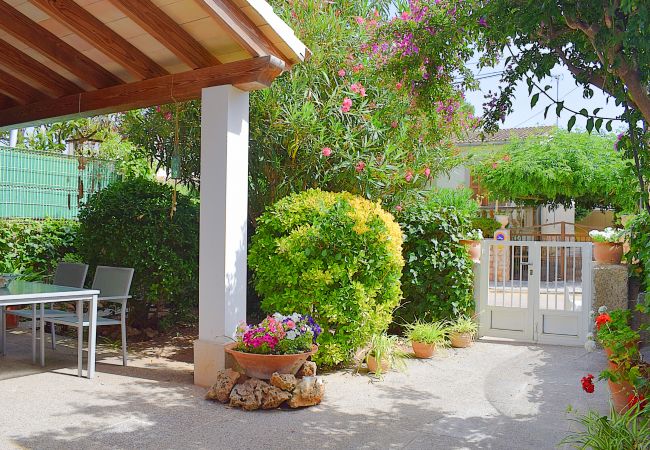 Chalet in Can Picafort - Casa Alba 159 acogedora casa de vacaciones con jardín, terraza en zona residencial, barbacoa y WiFi Chalet in Can Picafort - Casa Alba 159 acogedora casa de vacaciones con jardín, terraza en zona residencial, barbacoa y WiFi