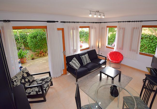 Chalet in Can Picafort - Casa Alba 159 acogedora casa de vacaciones con jardín, terraza en zona residencial, barbacoa y WiFi Chalet in Can Picafort - Casa Alba 159 acogedora casa de vacaciones con jardín, terraza en zona residencial, barbacoa y WiFi