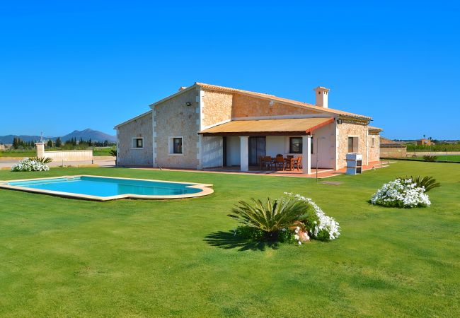  in Muro - Flor de Sal 178 majestuosa villa moderna con piscina privada, aire acondicionado y barbacoa