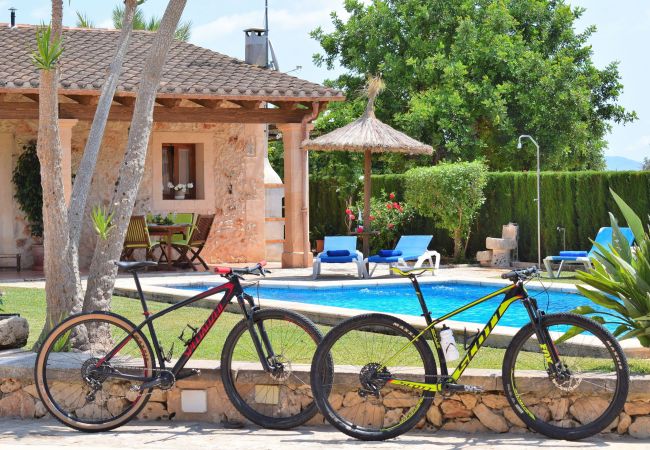  in Santa Margalida - S'Estret 184 mágnifica finca con piscina privada, terraza, acogedor jardín y ping pong